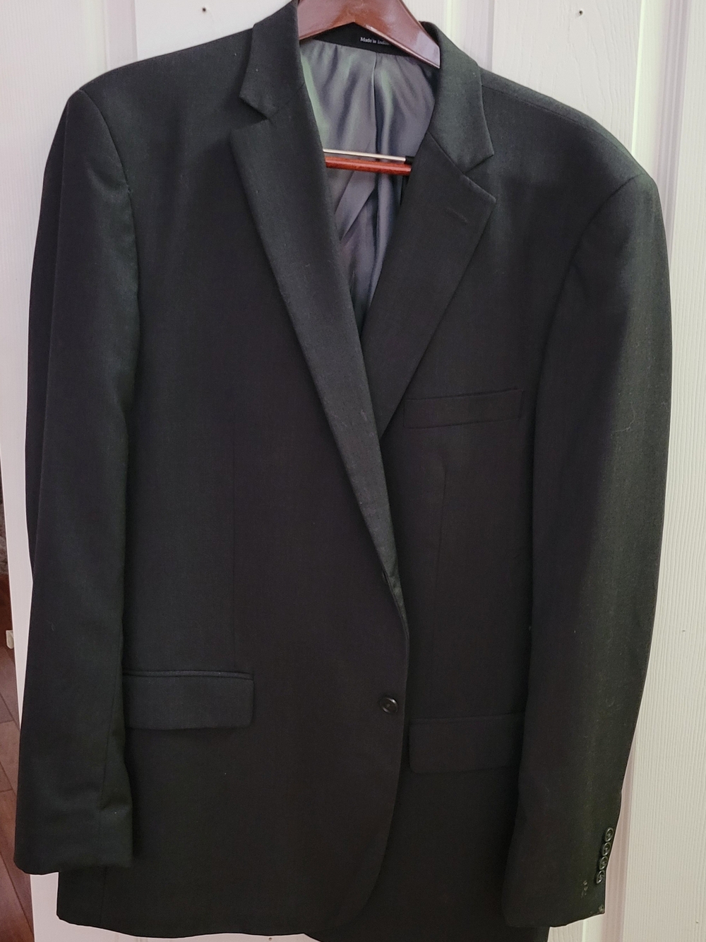 Men's Tailored Black Single-Breasted Blazer